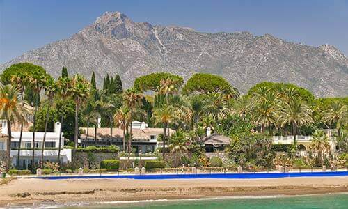 Marbella Guide. View from Marbella beach of famous La Concha peak