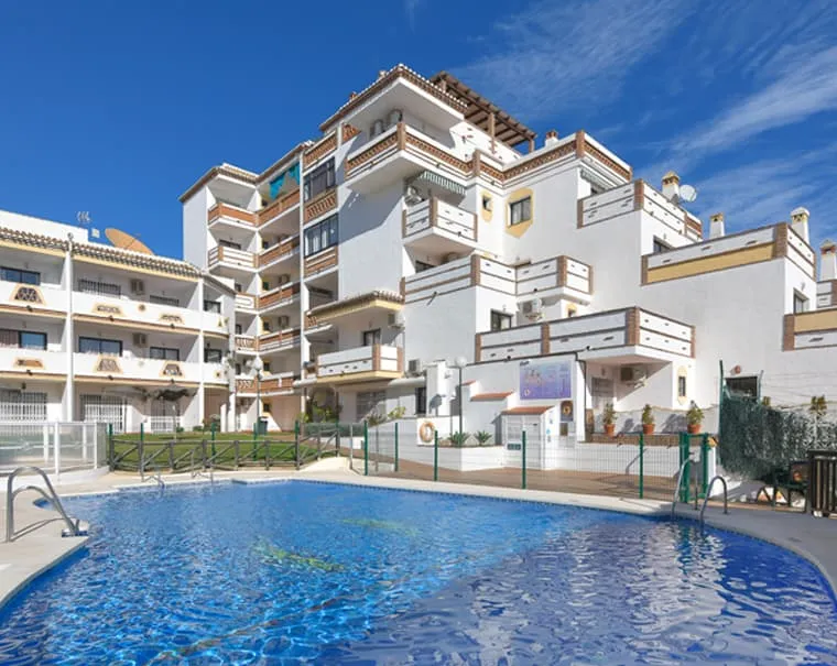 Image of Calahonda suites with a view of the outside pool