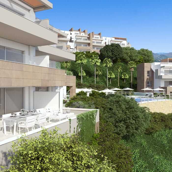 Excellent frontline golf development in Mijas Costa. With beautiful landscaped gardens. 