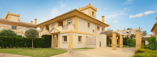 Superb villa in the luxury area of San Roque Golf Resort