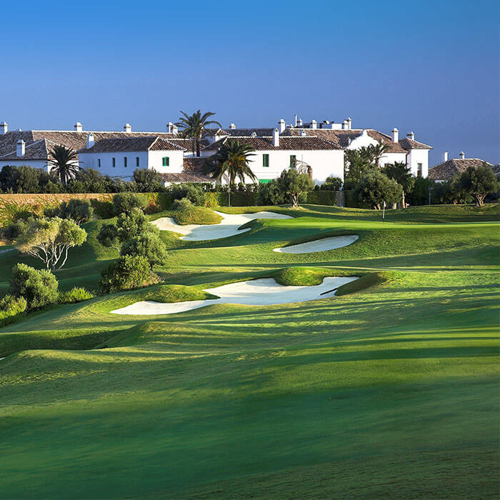 Campos de golf en Málaga. Campos de golf en Málaga. Comprar una casa en un golf resort. La muestra  de ETP incluyó La Finca Cortesín