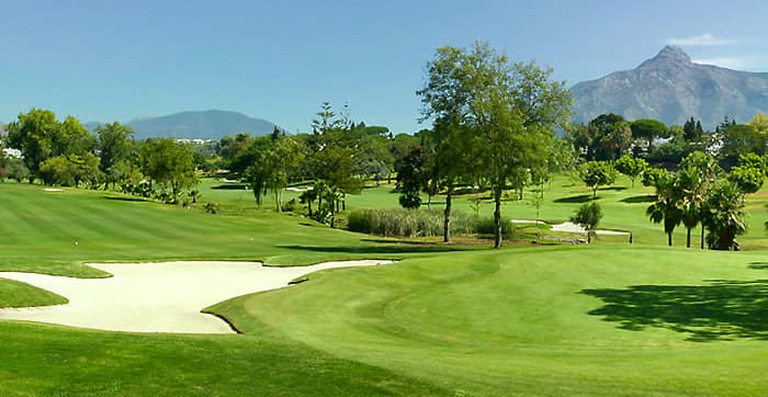 Living in Spain as an Expat: Aloha Golf Club Marbella