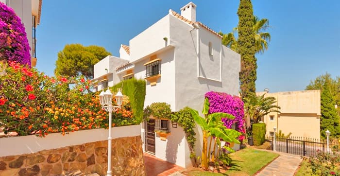 VIVA's 5 Most Popular Properties On The Costa Del Sol In July: Townhouse in Calahonda