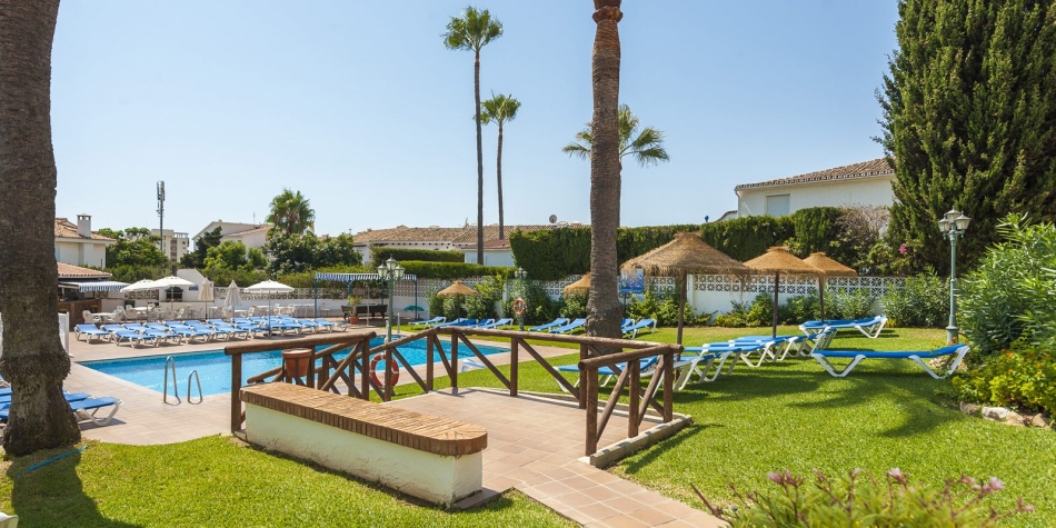 Pool area