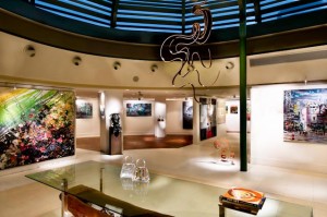 Red Penguin Art Gallery in Marbella