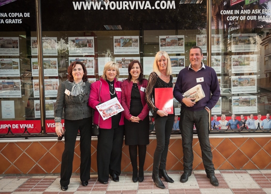 VIVA managing partner Martina Heynemann with the VIVA Alhaurín team: Rosa Gómez, Isabel Gómez, Carolyn Green & Keith Juxon.