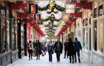 christmas-shopping-in-leeds2