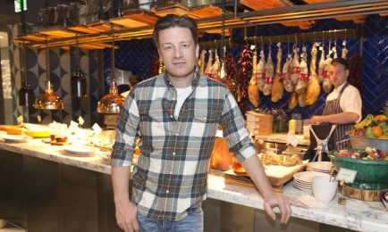 British chef Jamie Oliver's unique twist on the classic paella dish did not go down too well in Spain.