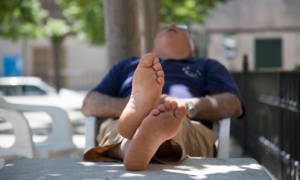 Spaniards work long, protracted hours, often into dark evenings that are artificially one hour later than they should be.