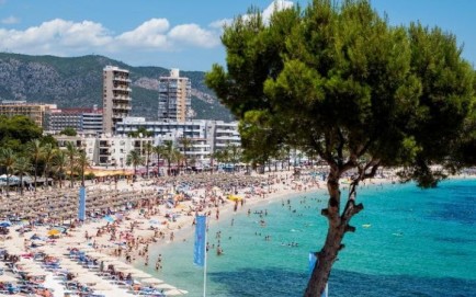 Cheap, cheerful and bursting with choice, there are few better beach holiday destinations in Europe than the Costa del Sol.