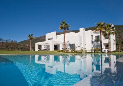 Buyers in Spain are borrowing around €110,000 when taking out a mortgage.