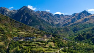 five-mountain-ranges-spain_d00b66f9386777d