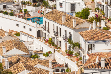 As Europe's economy strengthens, so too does Spain's property market, which is on course for another stunning year in 2018.