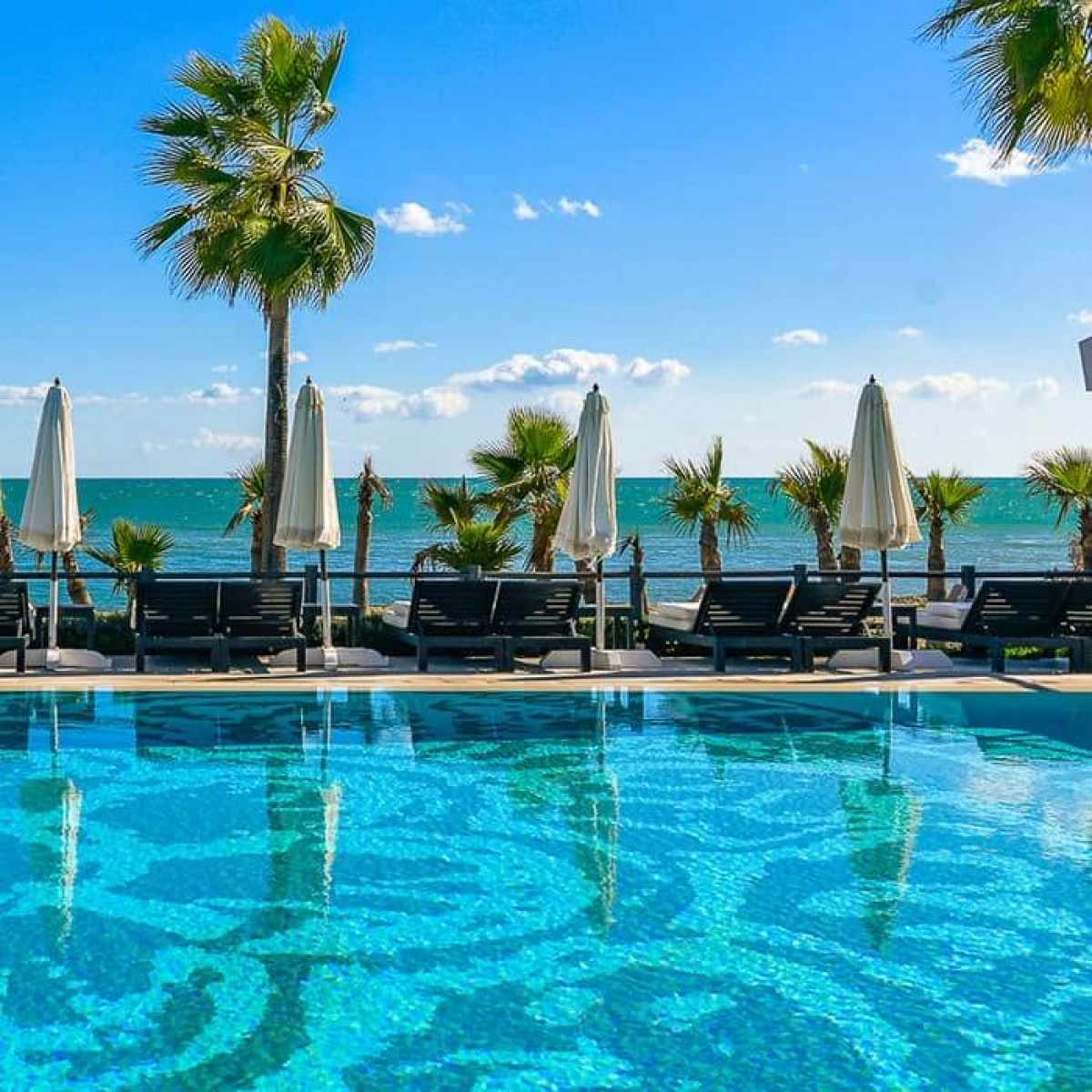 Estepona Guide. Costa del Sol Garden. Estepona information